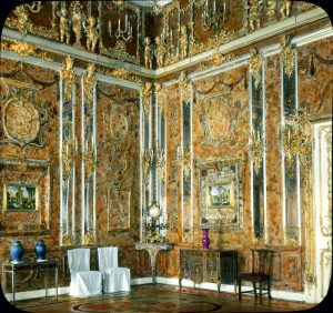 A picture of the original Amber Room