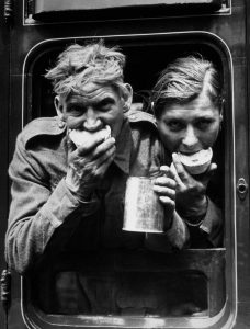 A picture of troops having supper