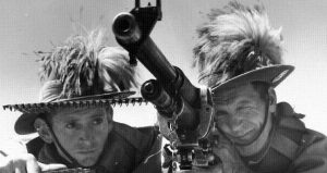 A picture of Australian war veterans during the emu war-Epic Failures In History