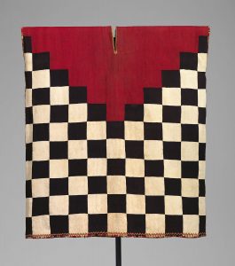 A picture of a checkered tunic
