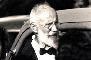 A picture of Carl Tanzler- Weirdest and strangest People In History